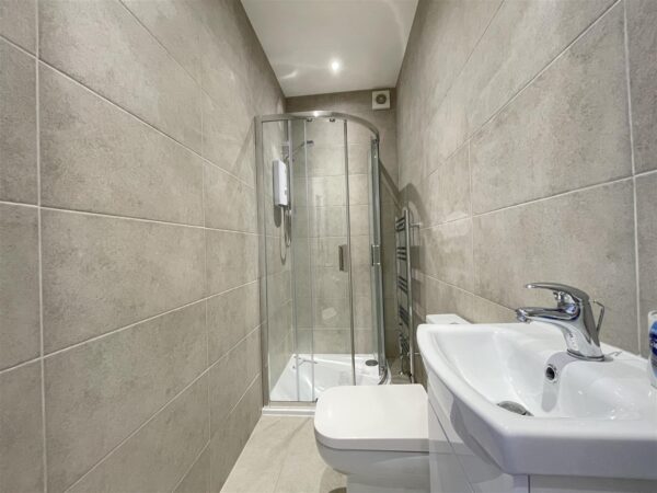 Cumberland Road, Loughborough - INC BILLS OPTION
