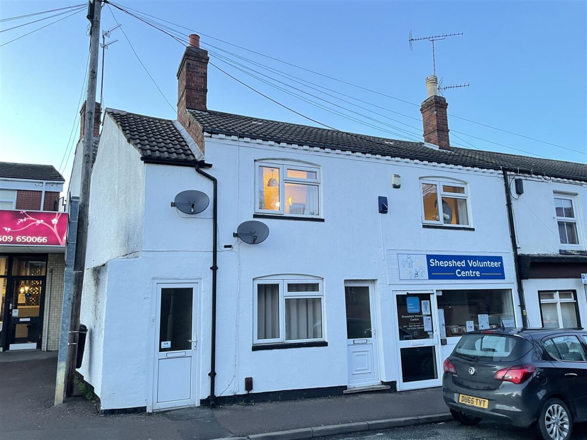 Charnwood Road, Shepshed, LE12 9QE