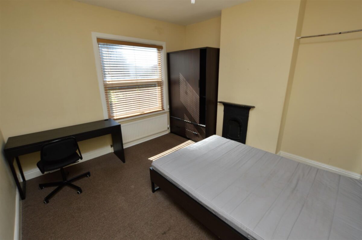 Cumberland Road, Loughborough - INC BILLS OPTION