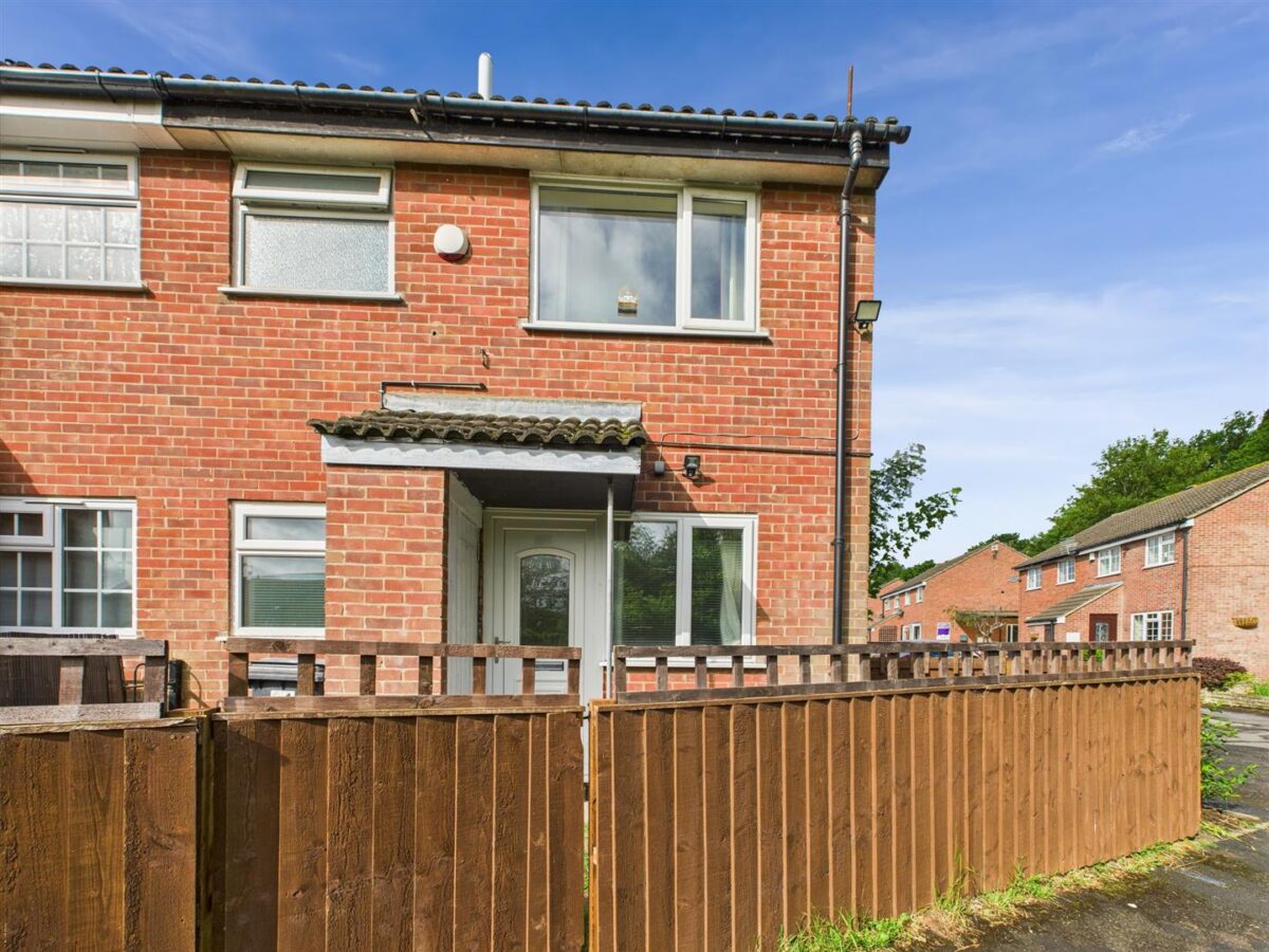 Redmires Close, Loughborough, LE11 4EP