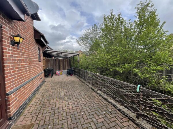 Bridgeside Cottages, Loughborough, LE11 1PZ