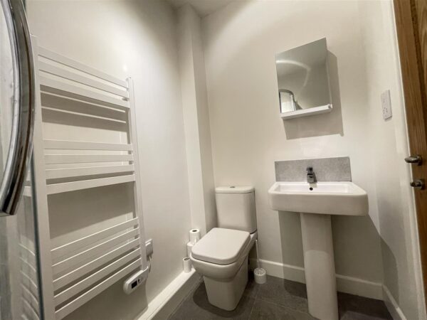 The Terrace, Copt Oak Road, Markfield, LE67 9PJ