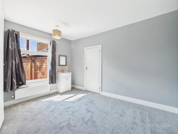 Rosebery Street, Loughborough, LE11 5DX