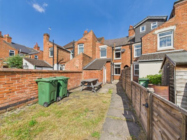 Rosebery Street, Loughborough, LE11 5DX
