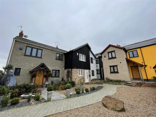 The Terrace, Copt Oak Road, Markfield, LE67 9PJ