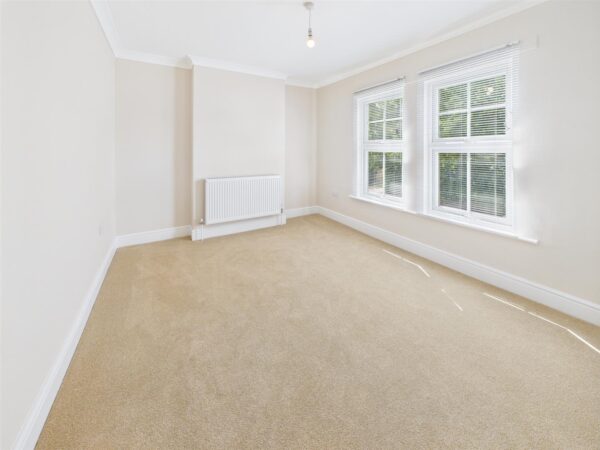 Maplewell Road, Woodhouse Eaves, LE12 8QY