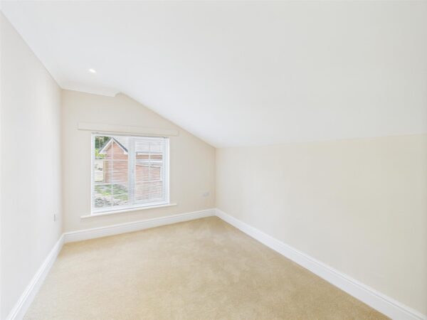 Maplewell Road, Woodhouse Eaves, LE12 8QY