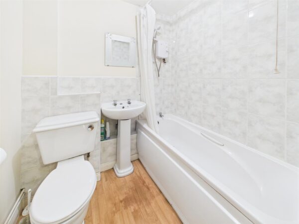 Carlton Close, Loughborough, LE11 5DY