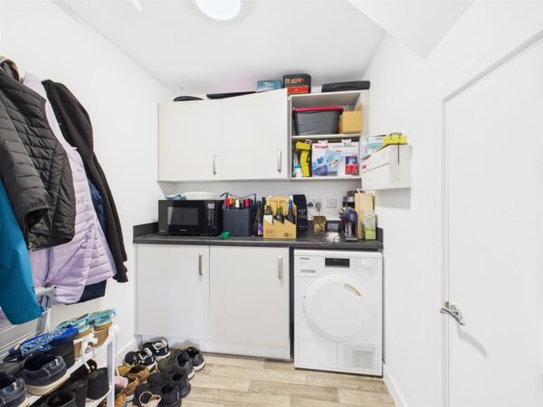 Inglesant Close, Quorn, LE12 8YN