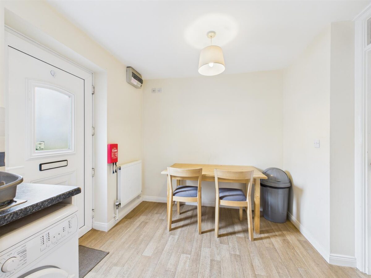 Carlton Close, Loughborough, LE11 5DY