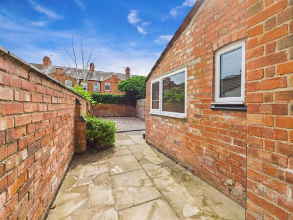 Edward Street, Loughborough, LE11 1QF