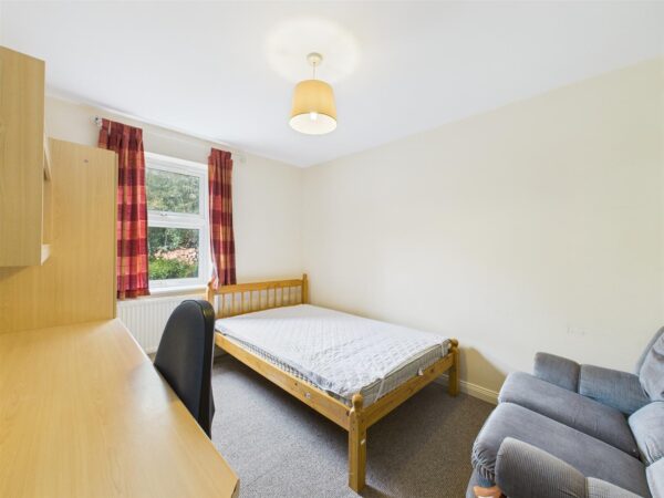 Carlton Close, Loughborough, LE11 5DY