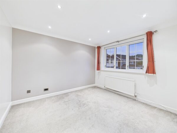 Nicolson Road, Loughborough LE11 3SD