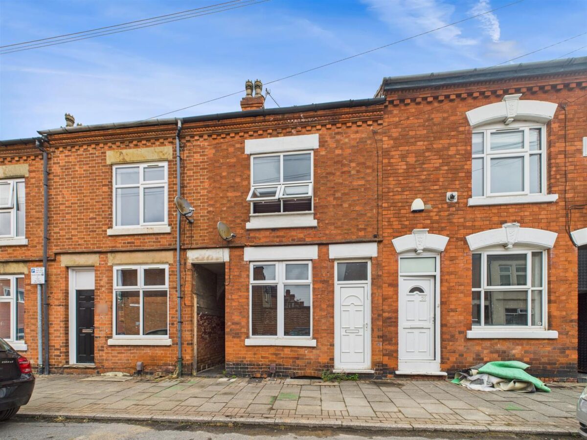 Oxford Street, Loughborough, LE11 5DP