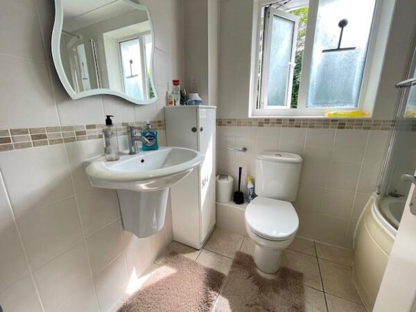 Nicolson Road, Loughborough LE11 3SD