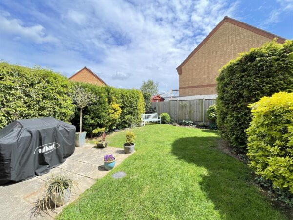 Laurel Road, Loughborough, LE11 2NL