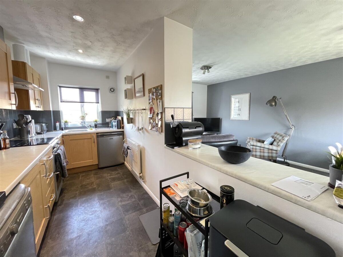 Laurel Road, Loughborough, LE11 2NL