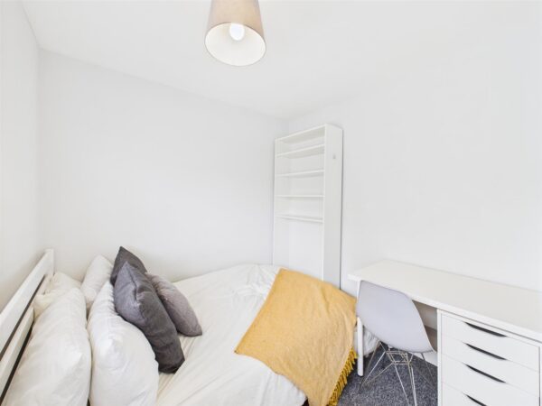 Sharpley Road, Loughborough, LE11 4PW