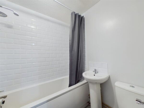 Roundhill Way, Loughborough, LE11 4WB