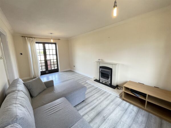 Bridgeside Cottages, Loughborough, LE11 1PZ