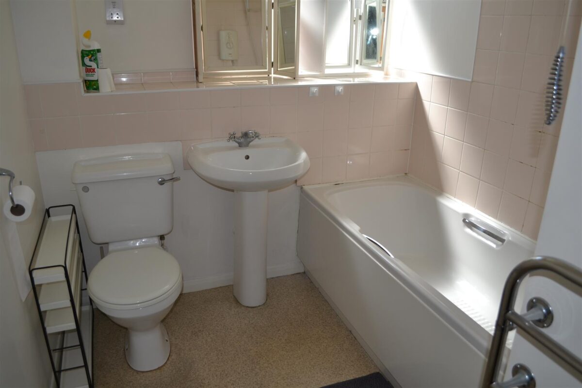Barnsdale Close, Loughborough, LE11 5AN