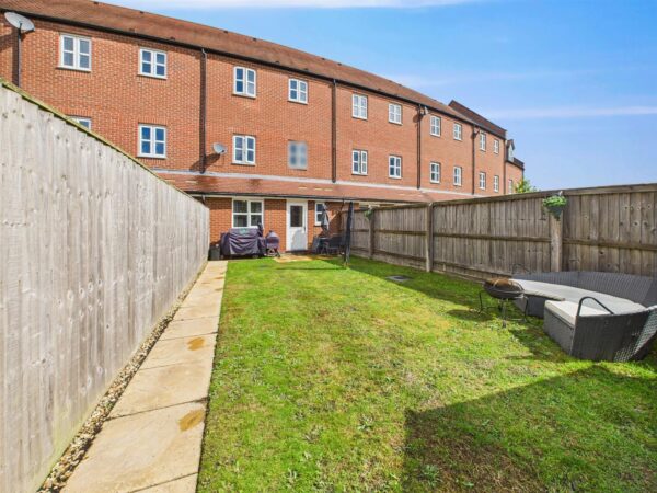 King Crescent South, Loughborough, LE11 2XD