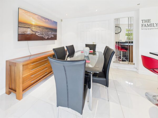 Belvoir Close, Mountorrel, LE12 7BL