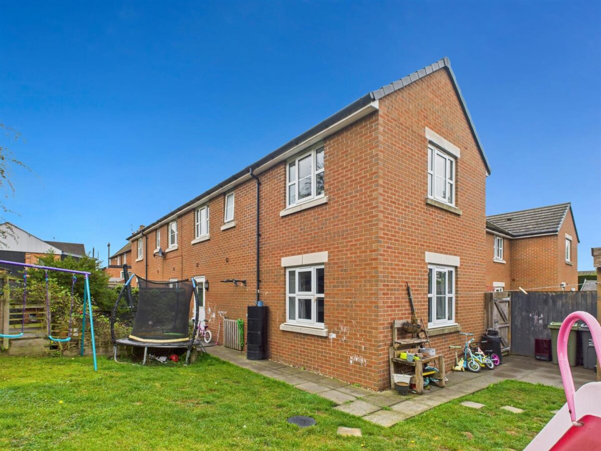 Belgrave Close, Sileby, LE12 7XB