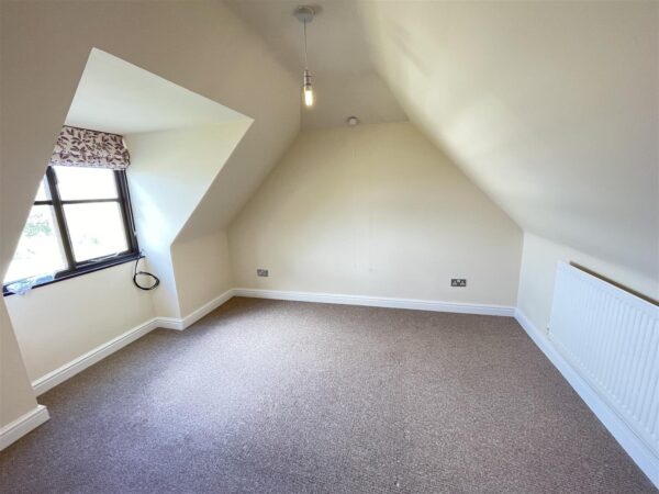 Bridgeside Cottages, Loughborough, LE11 1PZ