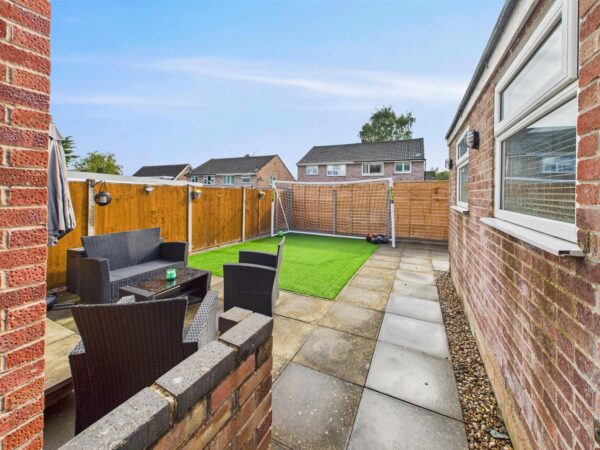 Althorpe Drive, Loughborough, LE11 4QT