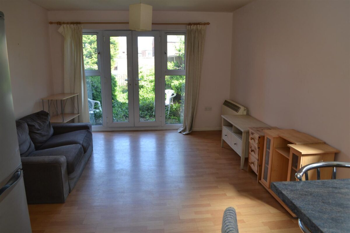Barnsdale Close, Loughborough, LE11 5AN