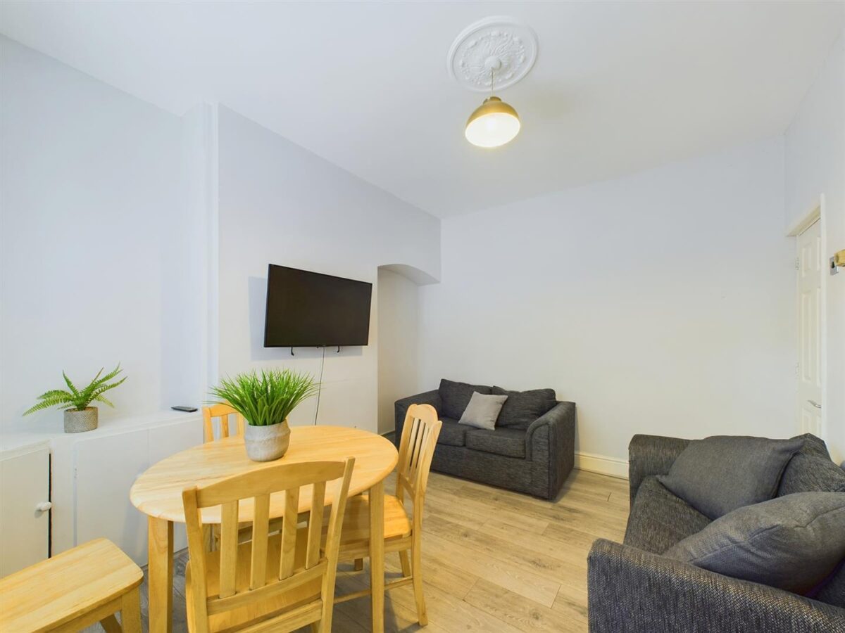 Chestnut Street, Loughborough - INCL BILLS OPTION