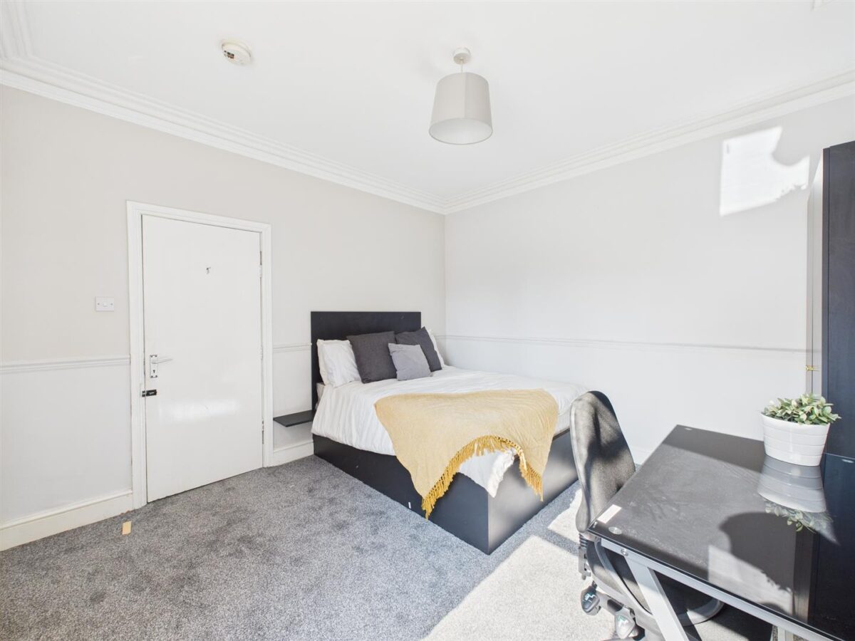 Beacon Road, Loughborough - INC BILLS OPTION