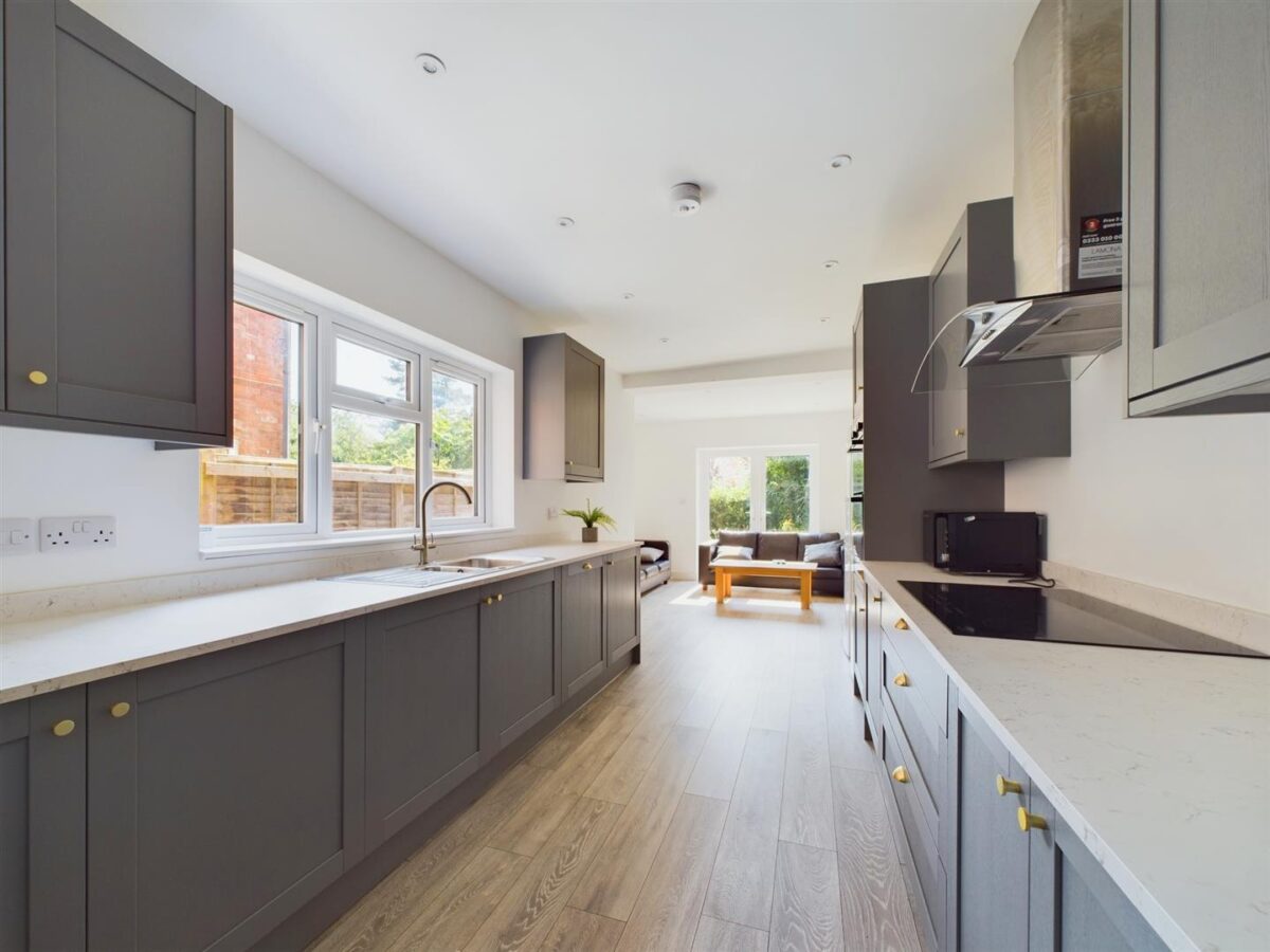 Beacon Road, Loughborough - INC BILLS OPTION