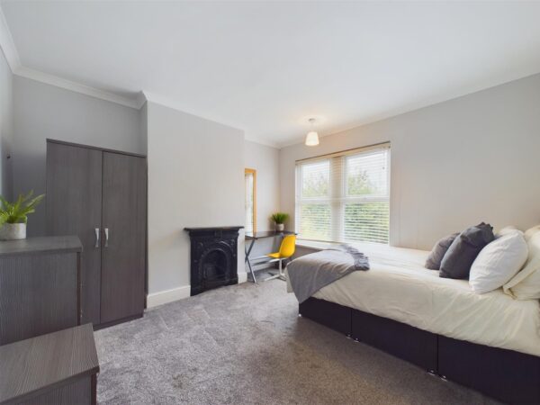 Cumberland Road, Loughborough - INCL BILLS OPTION