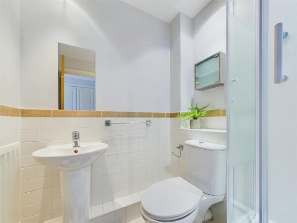 Cherry Croft, Loughborough- INC BILLS OPTION