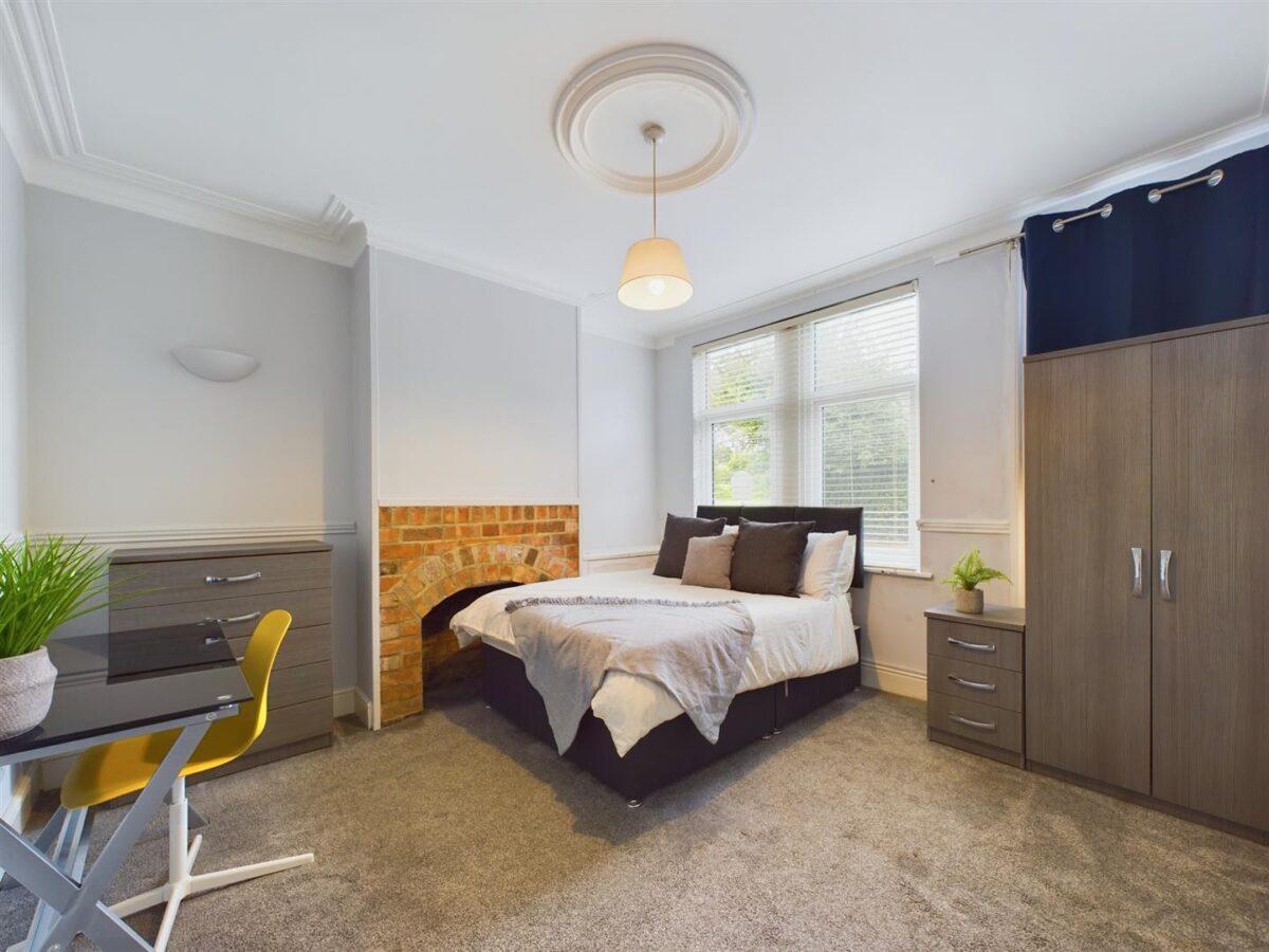 Cumberland Road, Loughborough - INCL BILLS OPTION