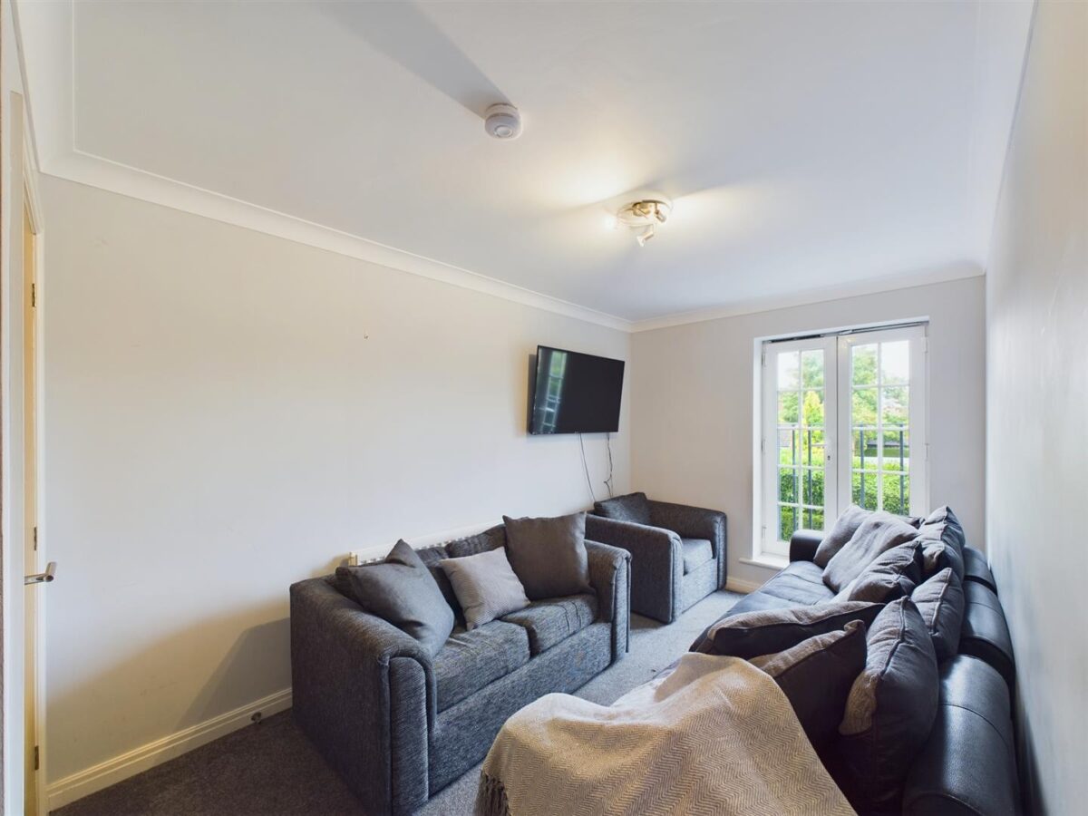 Cherry Croft, Loughborough- INC BILLS OPTION