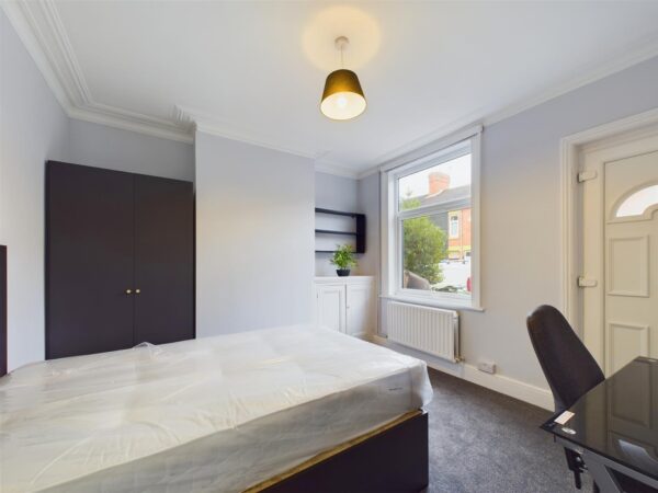 Paget Street, Loughborough - INCL BILLS OPTION