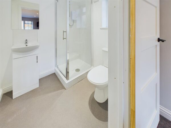 Garendon Road, Loughborough - INC BILLS OPTION
