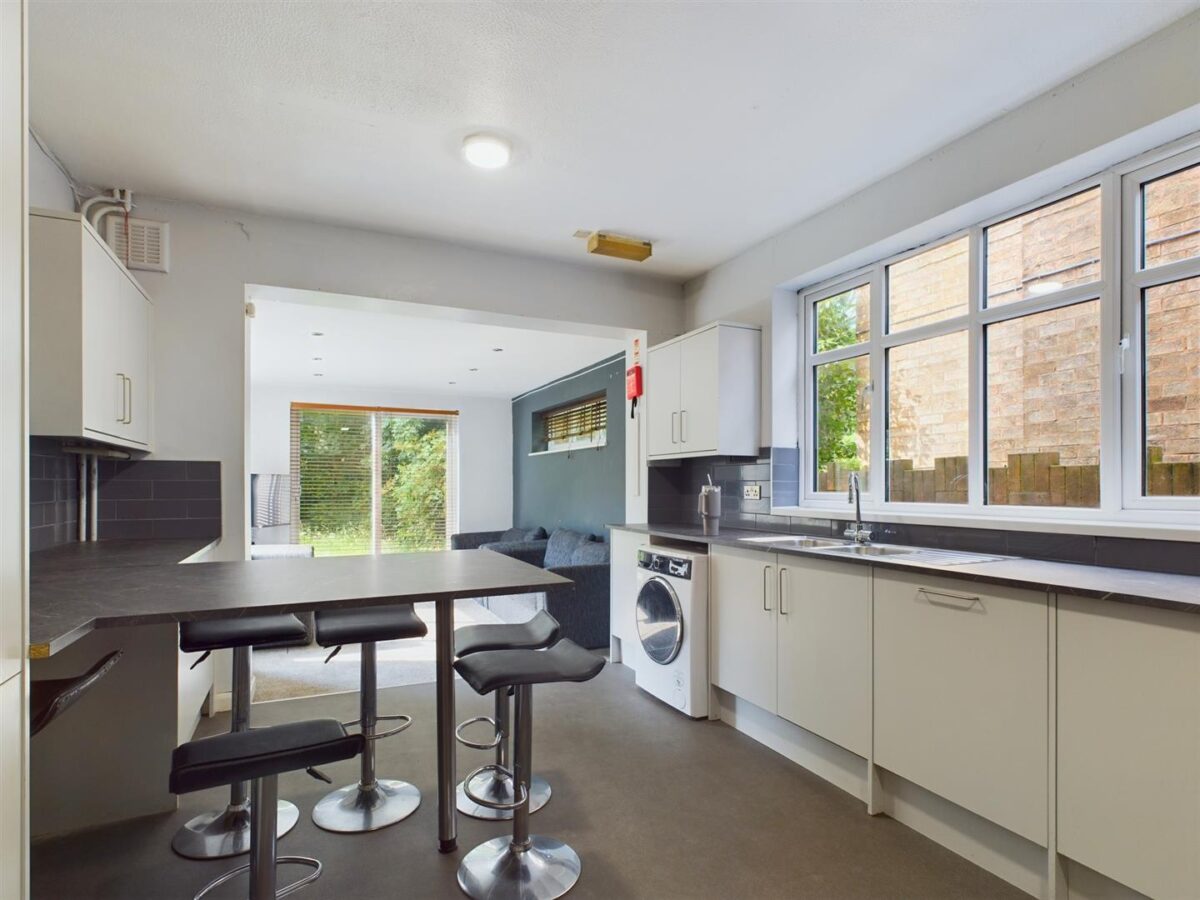 Ashby Road, Loughborough - INC BILLS OPTION