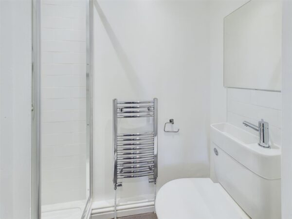 Garendon Road, Loughborough - INC BILLS OPTION