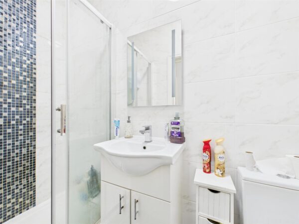 Flat 8, 39 - 40 Baxter Gate, Loughborough, LE11 1TQ