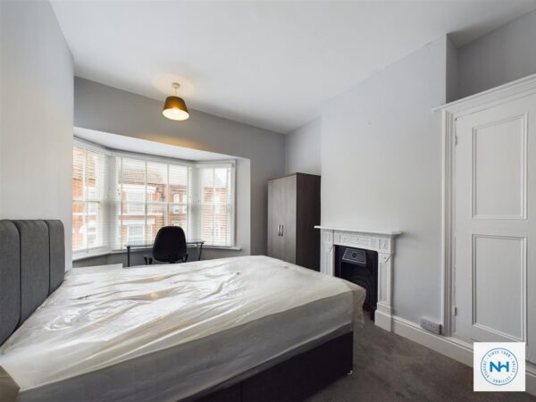 Radmoor Road, Loughborough - INC BILLS OPTION