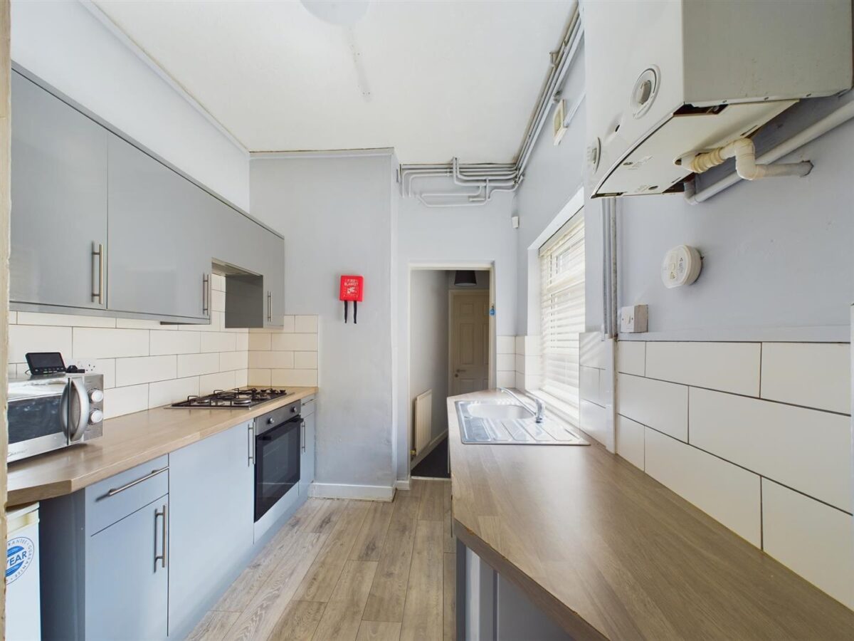 Broad Street, Loughborough - INC BILLS OPTION