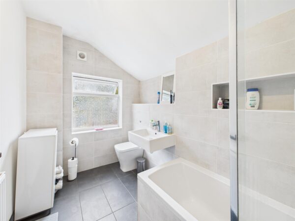 Leopold Street, Loughborough, LE11 5DL