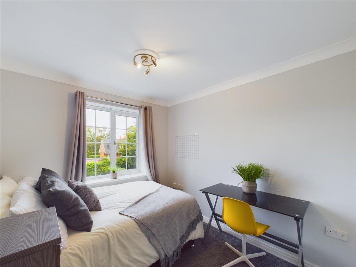 Cherry Croft, Loughborough- INC BILLS OPTION