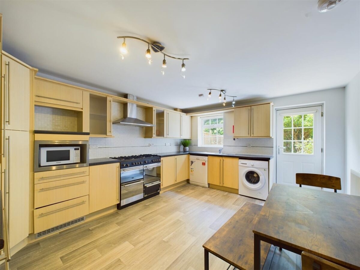 Wren Close, Loughborough - INCL BILLS OPTION