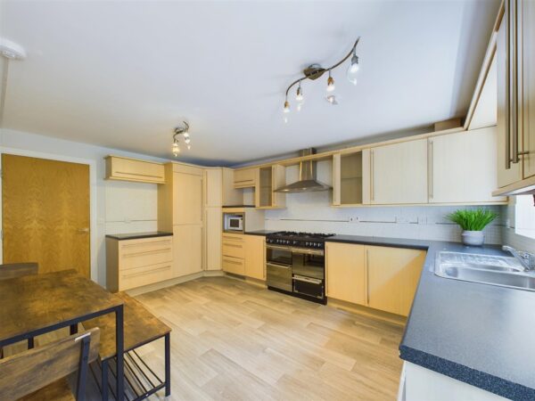 Wren Close, Loughborough - INCL BILLS OPTION