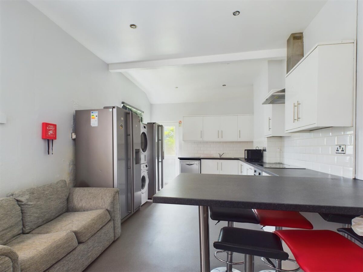 Herrick Road, Loughborough - INC BILLS OPTION